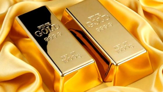 الذهب ينخفض وسط بوادر تهدئة في التوترات التجارية العالمية