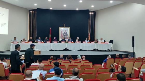 الدورة العادية إلى الخلاف العلني: مجلس سيدي مومن على المحك